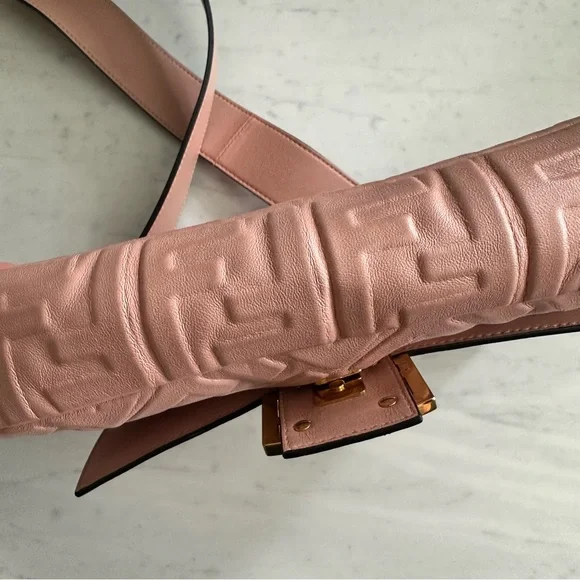 Fendi baguette Medium - Picture 5 of 10